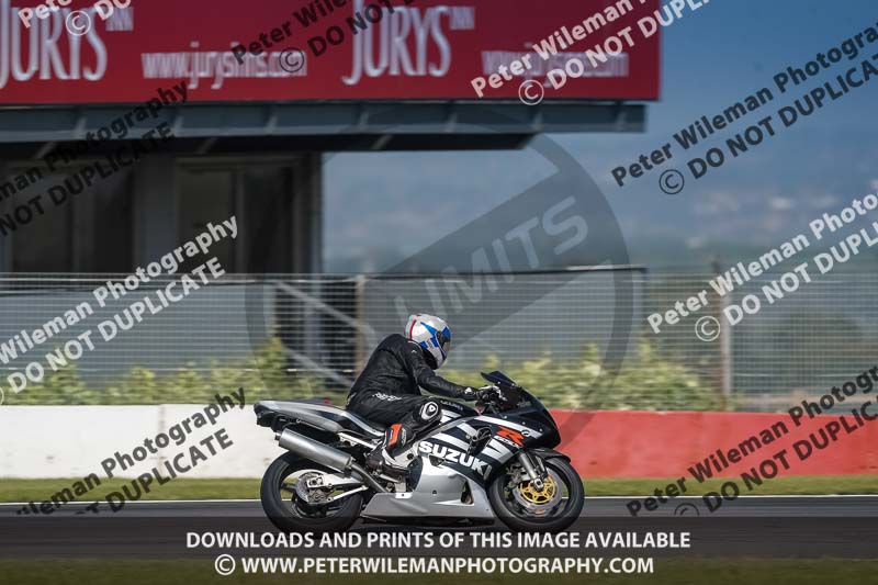 donington no limits trackday;donington park photographs;donington trackday photographs;no limits trackdays;peter wileman photography;trackday digital images;trackday photos